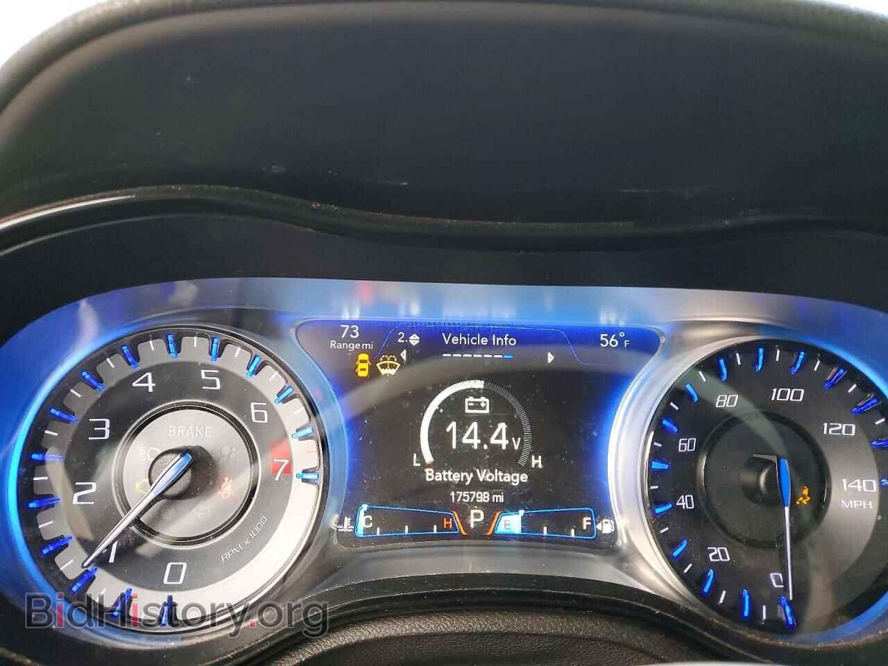 2016 CHRYSLER 300 - VIN: 2C3CCABG7GH144823 - Фото 9