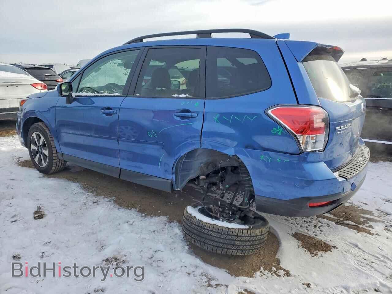 2017 SUBARU FORESTER - VIN: JF2SJAGC8HH578924 - Фото 2