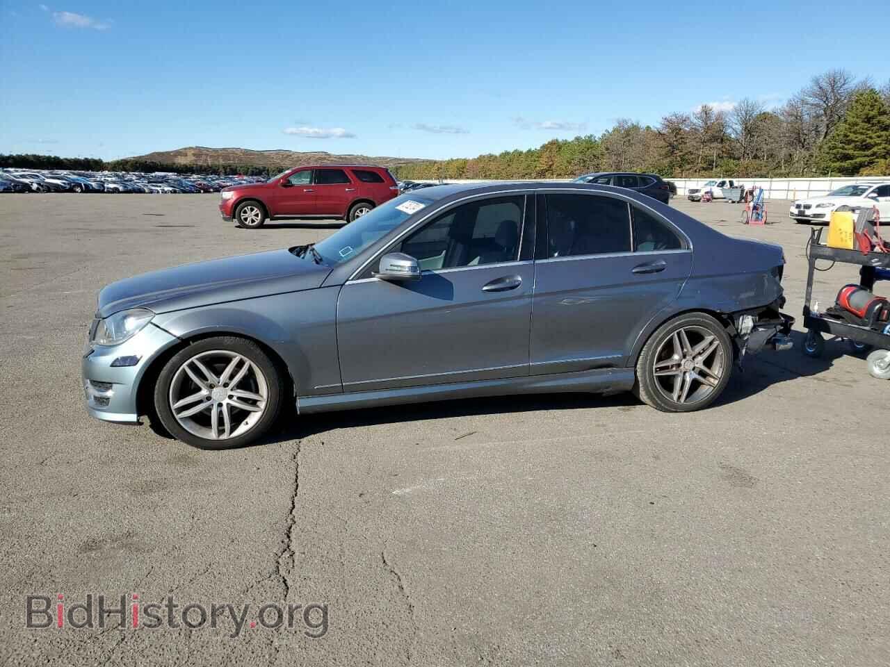 Фотография WDDGF8BB0CR192584 - MERCEDES-BENZ C-CLASS 2012