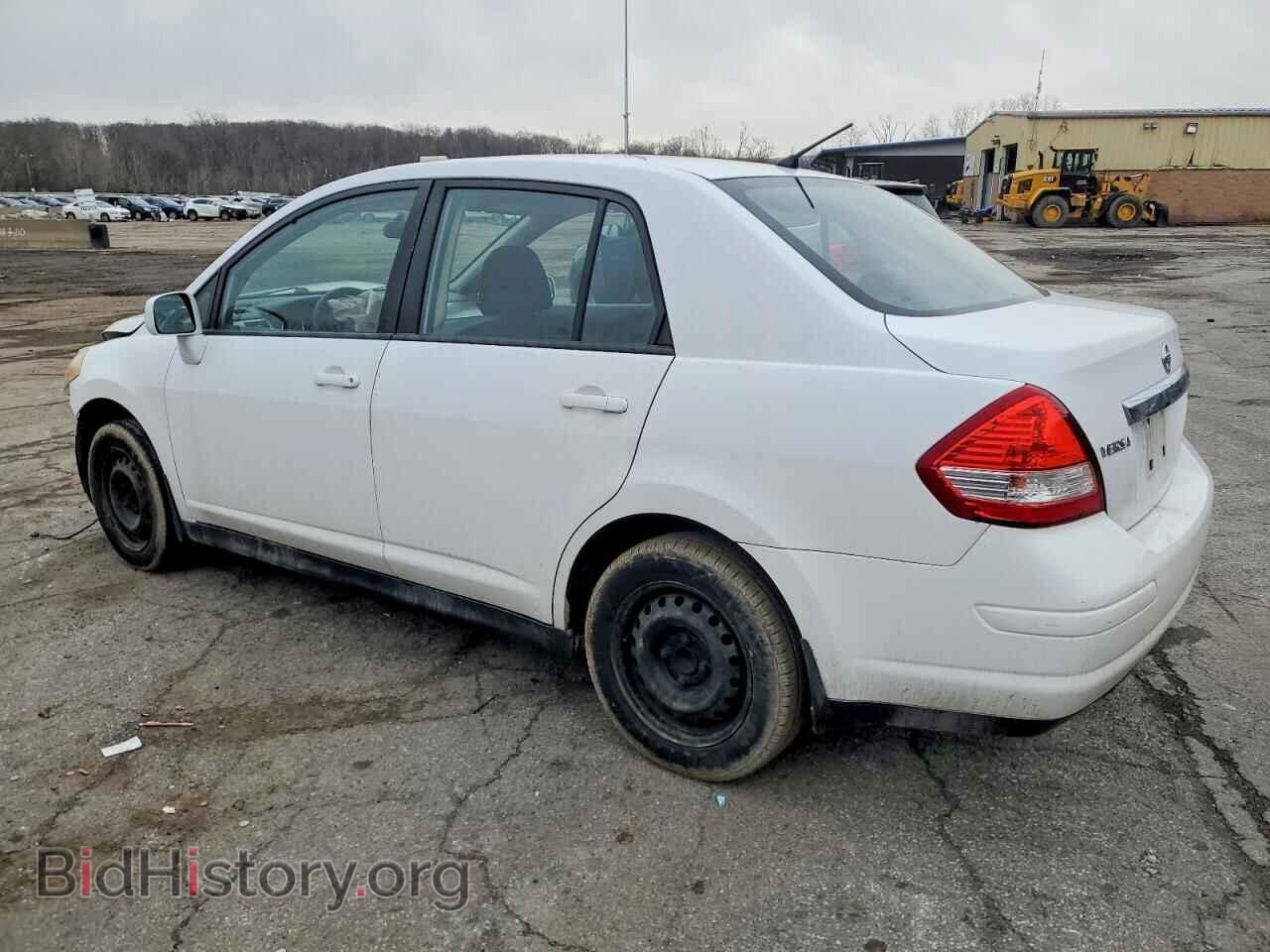 2011 NISSAN VERSA - VIN: 3N1BC1AP6BL464677 - Фото 2