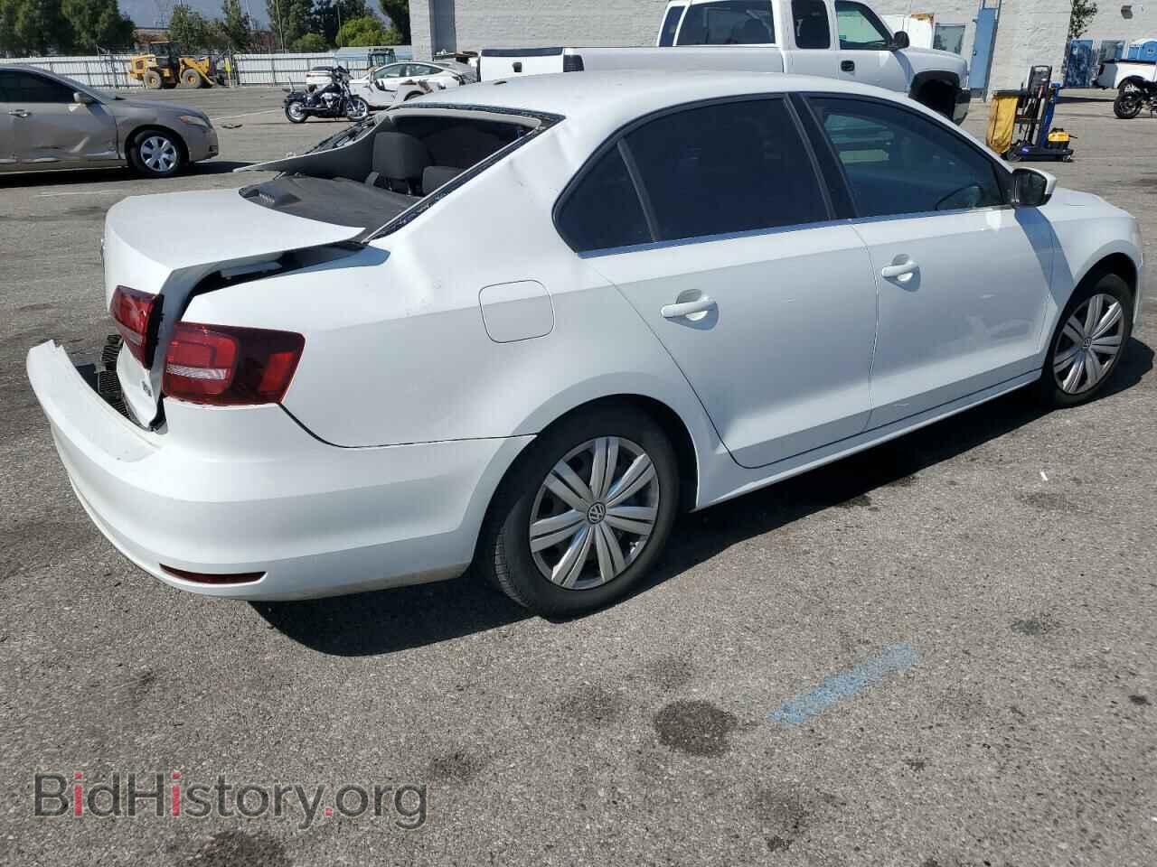 2017 VOLKSWAGEN JETTA - VIN: 3VW2B7AJ7HM217506 - Фото 3