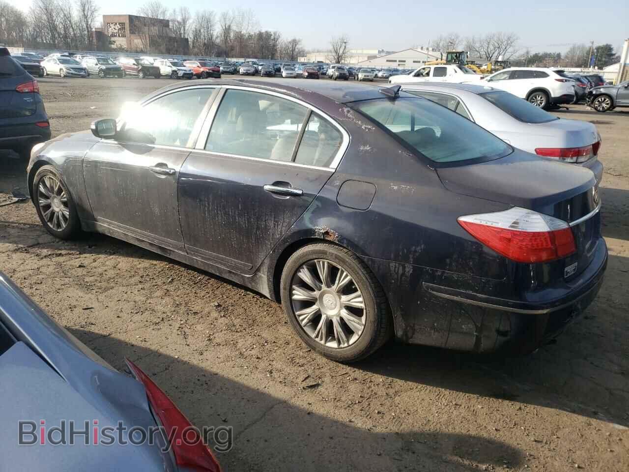 2011 HYUNDAI GENESIS - VIN: KMHGC4DE2BU114785 - Фото 2