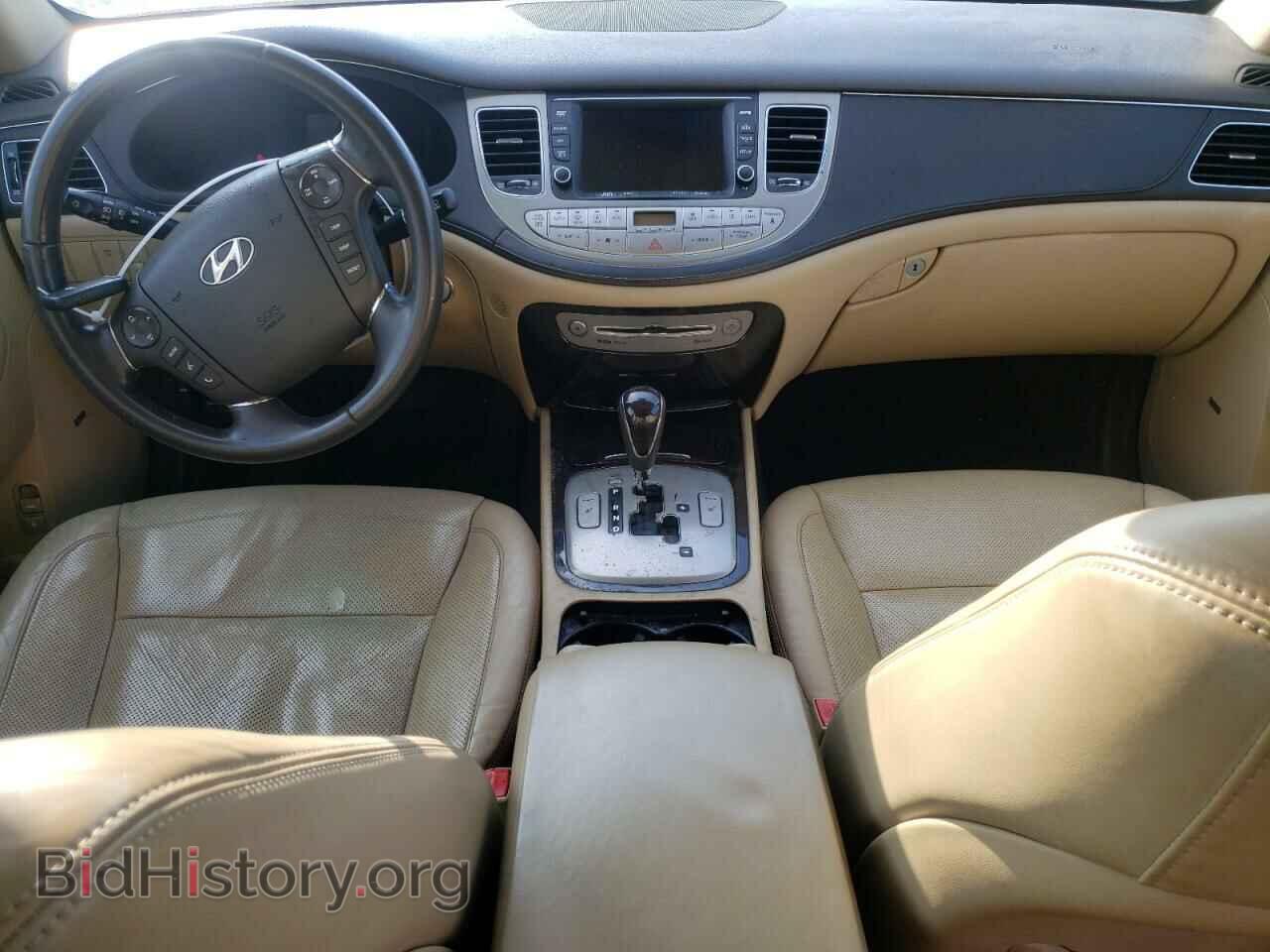 2011 HYUNDAI GENESIS - VIN: KMHGC4DE2BU114785 - Фото 8
