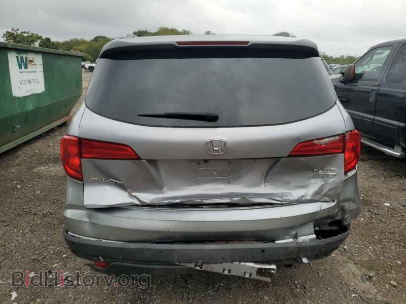 2018 Honda PILOT (VIN 5FNYF6H0XJB004035) — photo 6 of 12