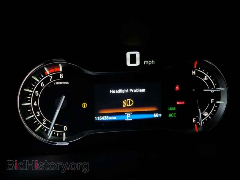 2018 Honda PILOT (VIN 5FNYF6H0XJB004035) — photo 9 of 12