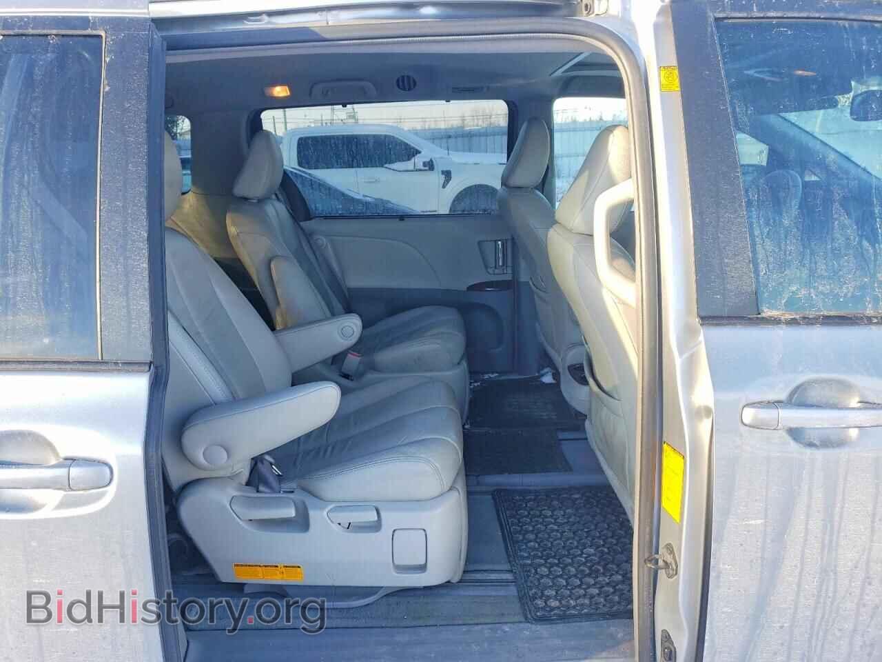 2011 TOYOTA All Models - VIN: 5TDYK3DC2BS077049 - Фото 11