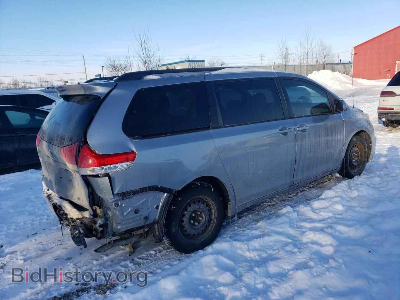 2011 TOYOTA All Models - VIN: 5TDYK3DC2BS077049 - Фото 3