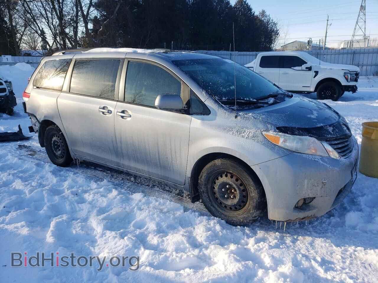 2011 TOYOTA All Models - VIN: 5TDYK3DC2BS077049 - Фото 4