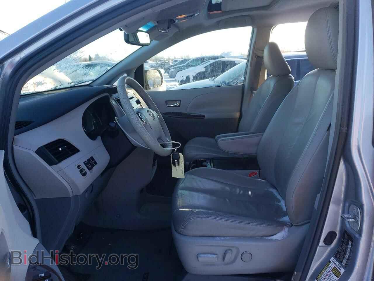 2011 TOYOTA All Models - VIN: 5TDYK3DC2BS077049 - Фото 7