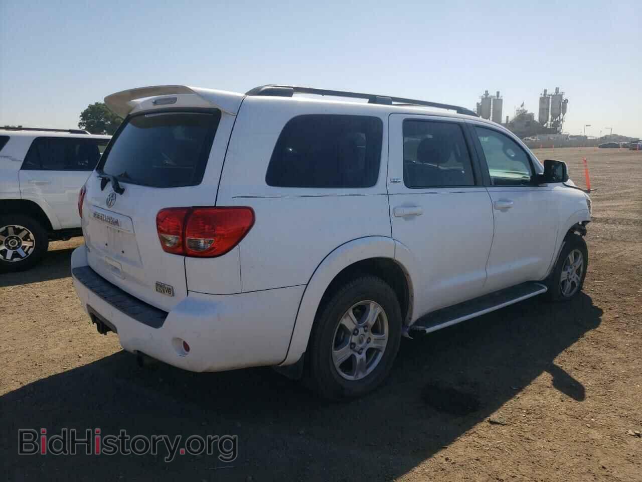2008 TOYOTA SEQUOIA - VIN: 5TDBY64A58S007705 - Фото 3