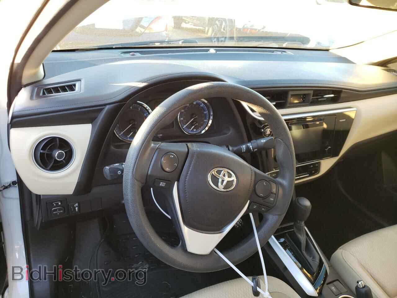 2017 TOYOTA COROLLA - VIN: 5YFBURHEXHP671260 - Фото 8