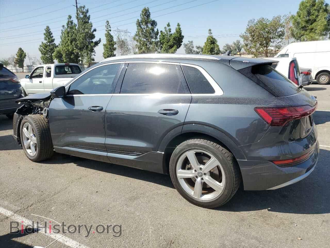 2019 AUDI E-TRON - VIN: WA1LAAGE9KB021464 - Фото 2