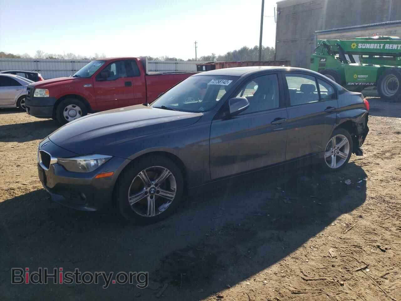 Photo WBA3B1C57DF461572 - BMW 3 SERIES 2013