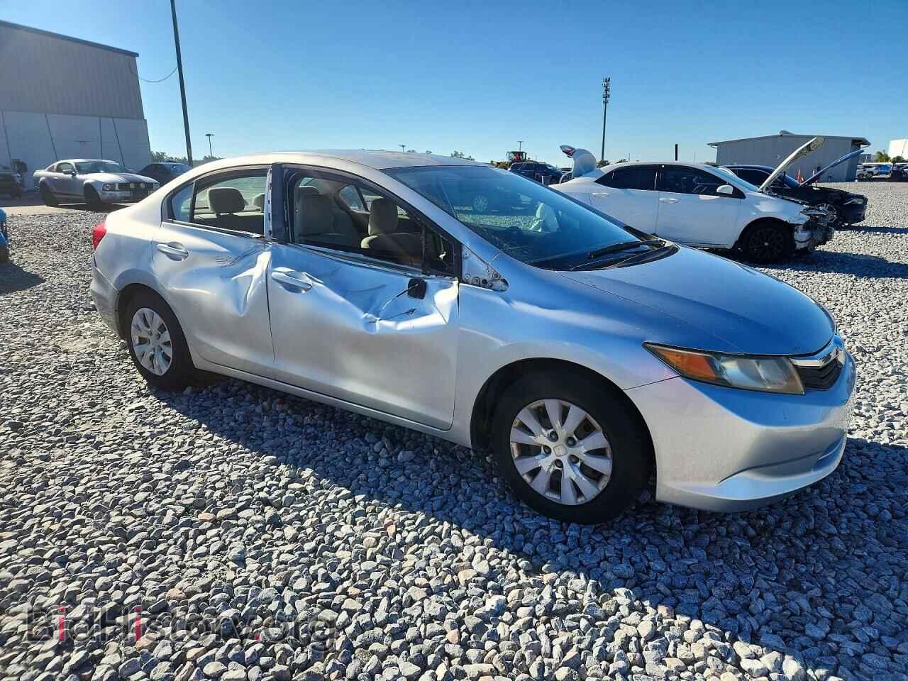 2012 HONDA CIVIC - VIN: 2HGFB2F59CH611455 - Фото 4