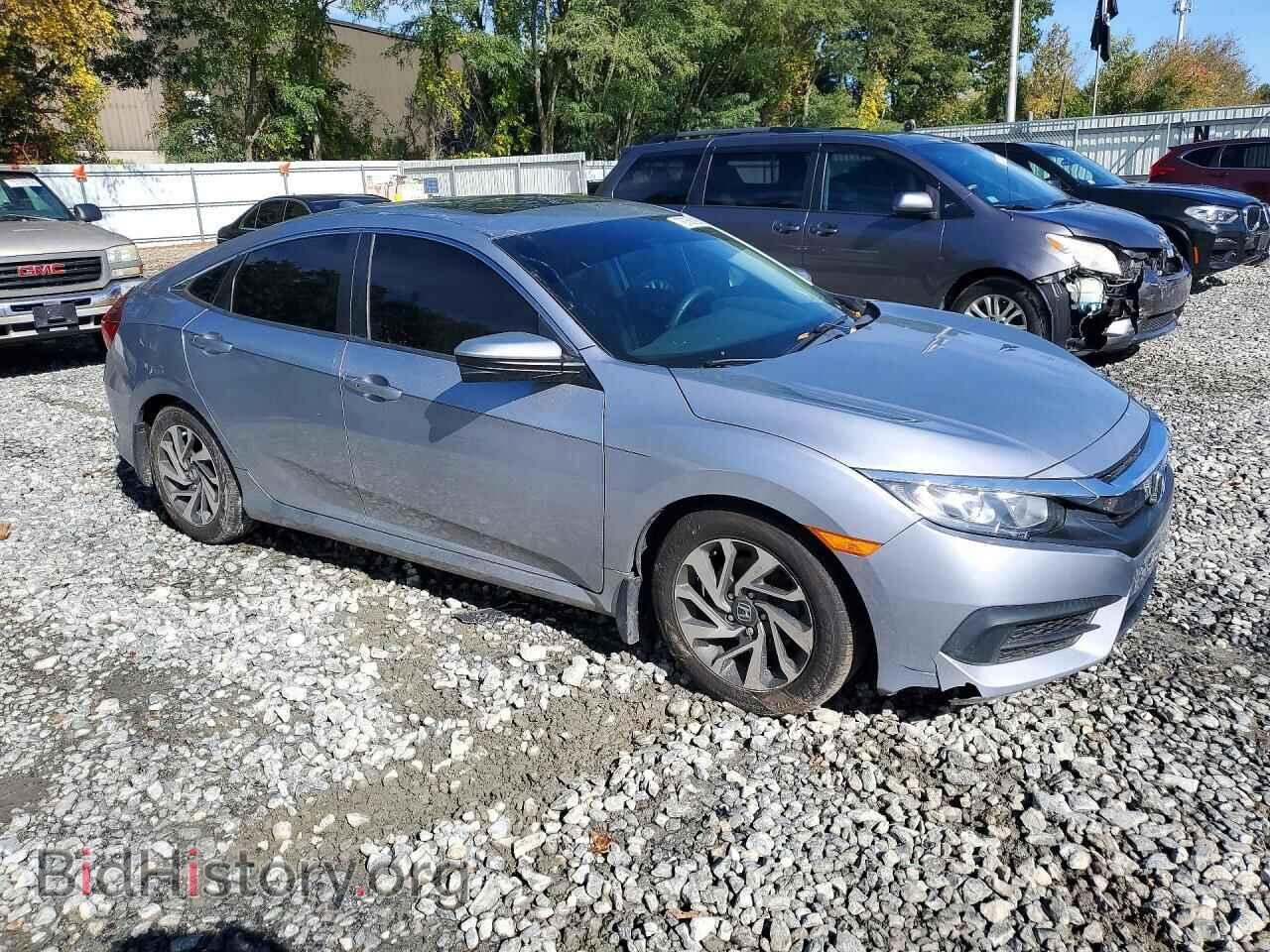 2017 Honda CIVIC (VIN 19XFC2F73HE012566) — фото 4 из 12