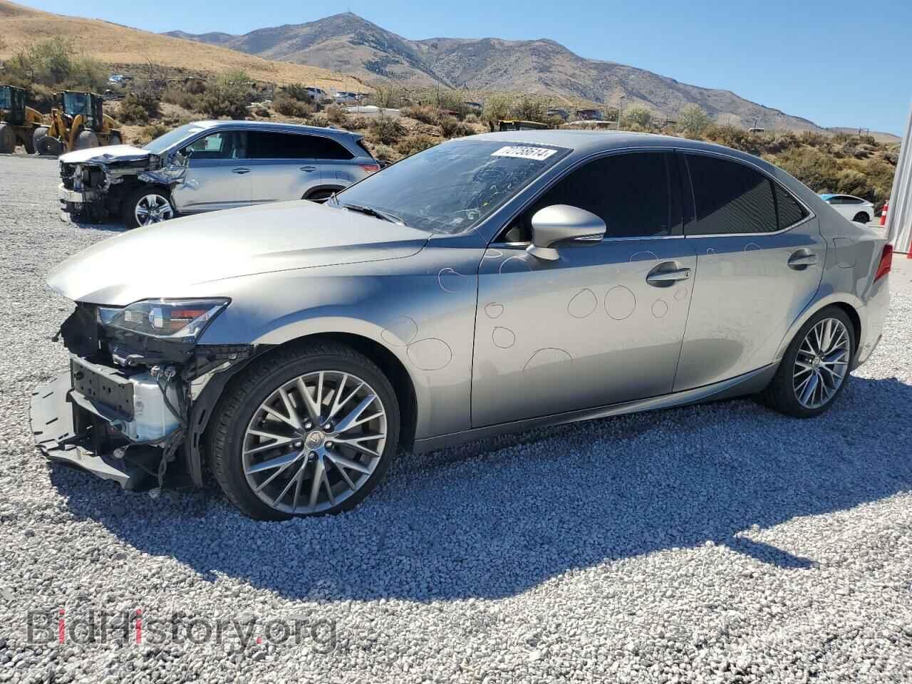 Photo JTHC81D26J5029352 - LEXUS IS 2018
