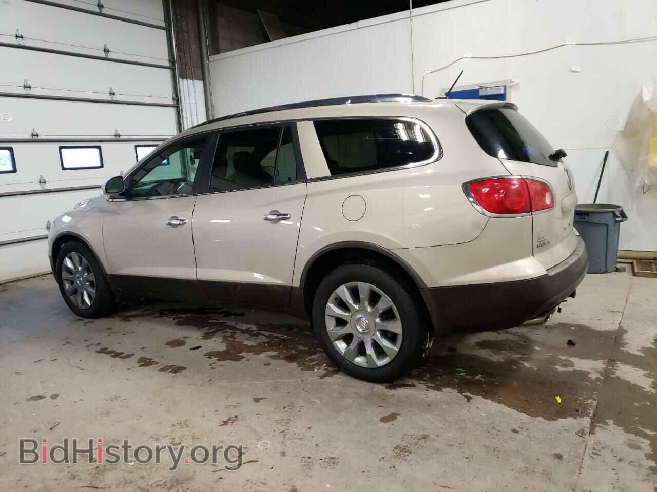 2011 BUICK ENCLAVE - VIN: 5GAKVCED7BJ416827 - Фото 2