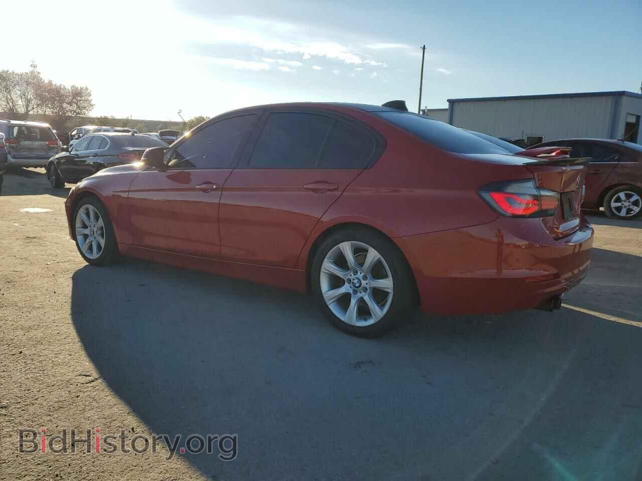 2013 BMW 3 SERIES - VIN: WBA3A5C55DF359486 - Фото 2