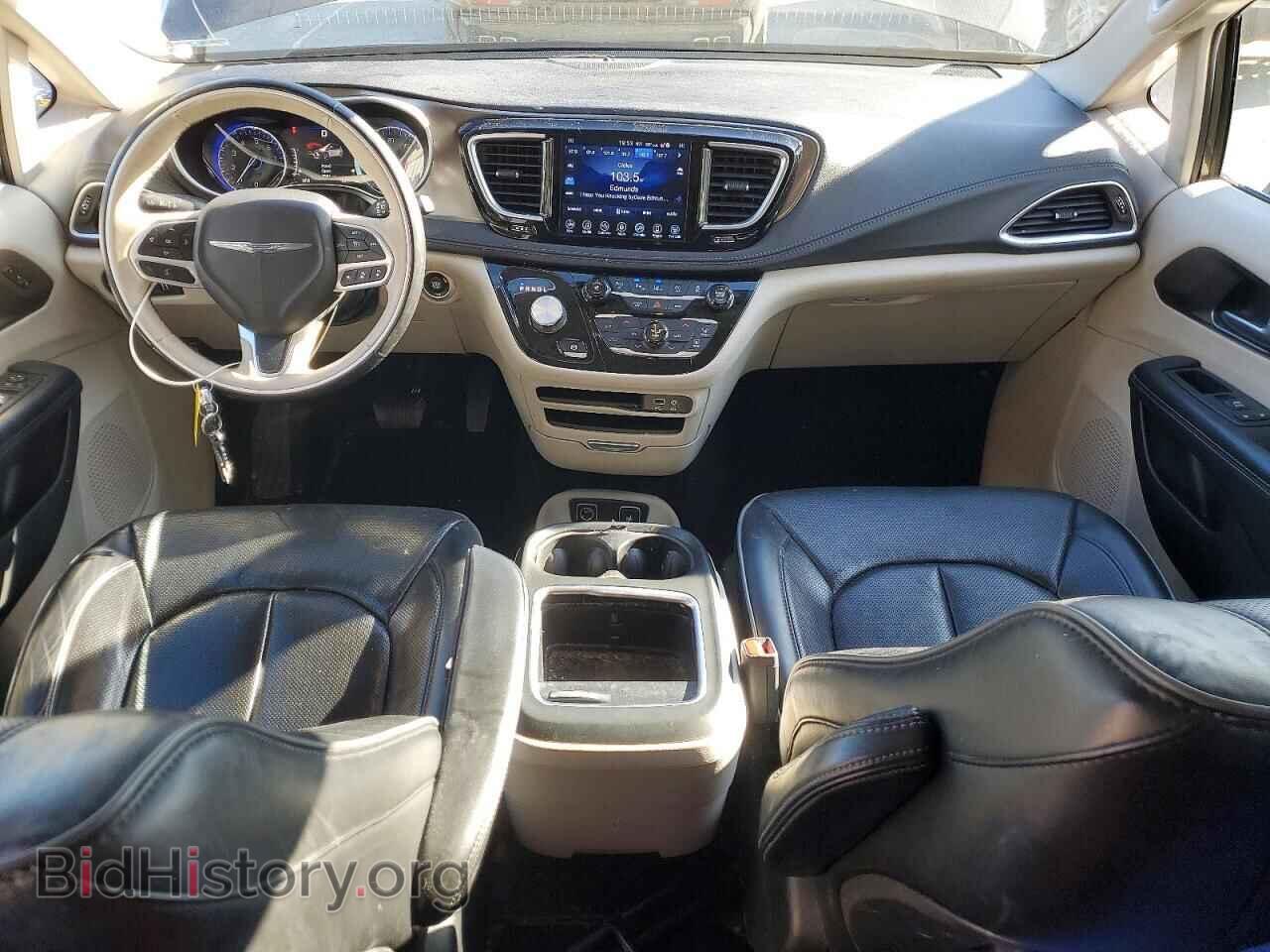 2017 CHRYSLER PACIFICA - VIN: 2C4RC1GG5HR730673 - Photo 8