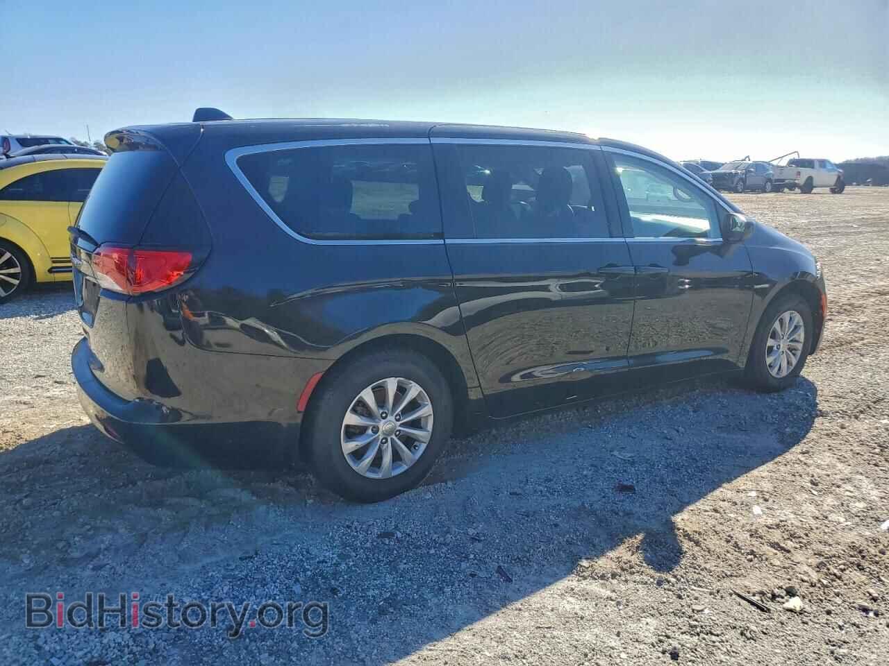 2017 CHRYSLER PACIFICA - VIN: 2C4RC1DG5HR676778 - Фото 3