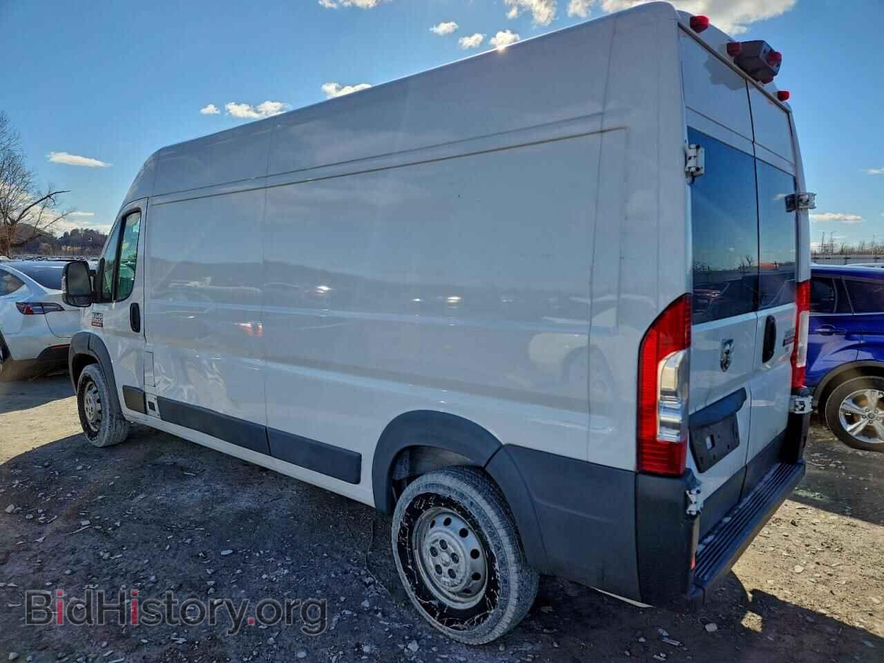 2018 RAM All Models - VIN: 3C6TRVDG4JE144514 - Photo 2