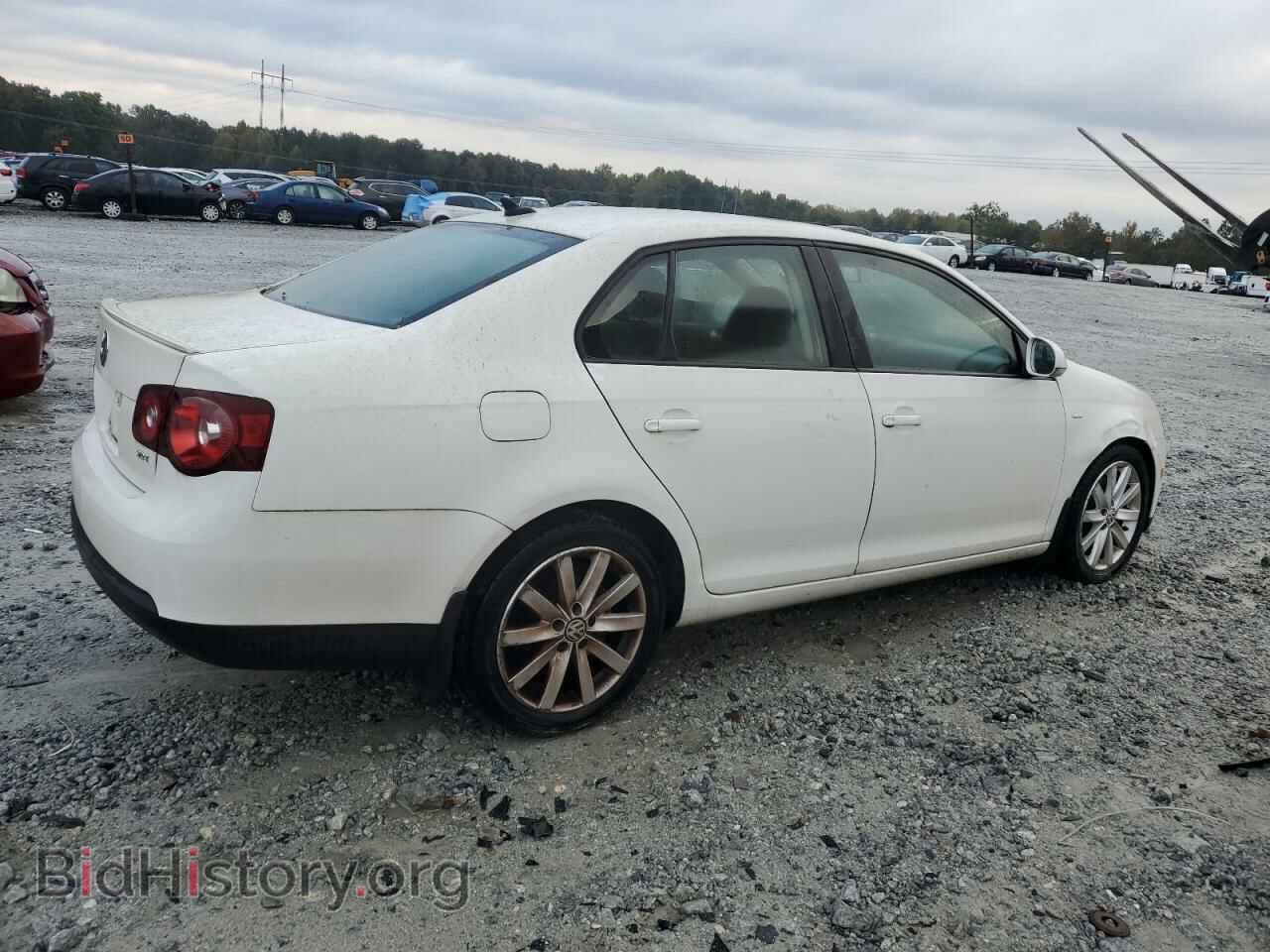2010 VOLKSWAGEN JETTA - VIN: 3VWRA7AJ9AM046846 - Фото 3
