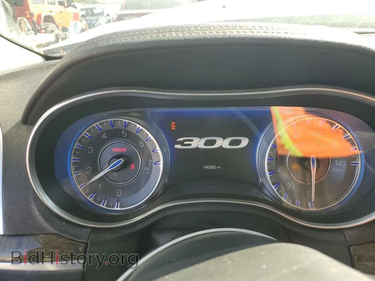2016 CHRYSLER 300 - VIN: 2C3CCAEG6GH190252 - Фото 9