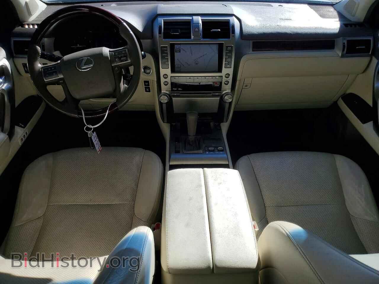 2011 LEXUS GX - VIN: JTJBM7FX2B5024992 - Photo 8