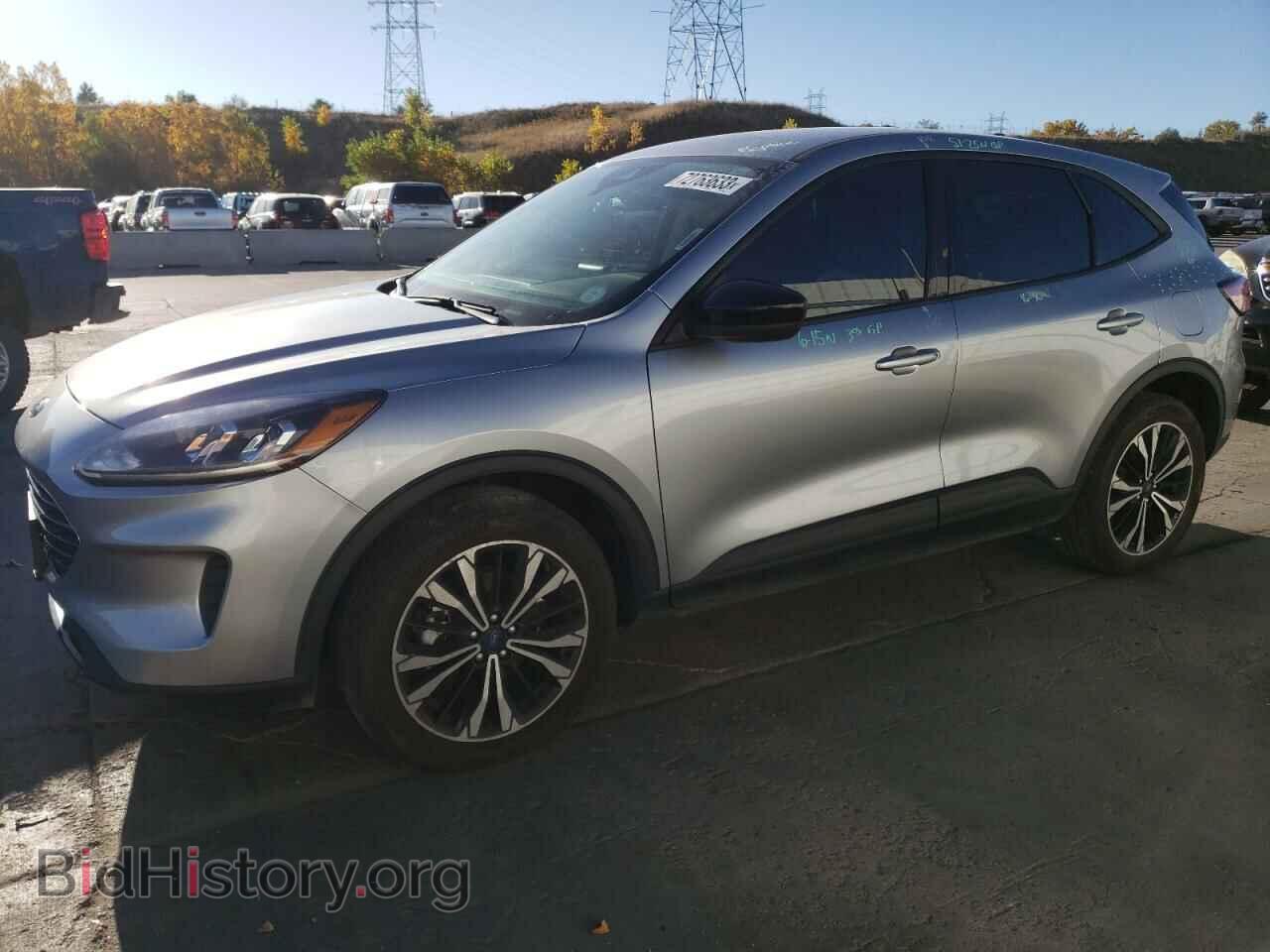 Photo 1FMCU9BZ4MUB20587 - FORD ESCAPE 2021