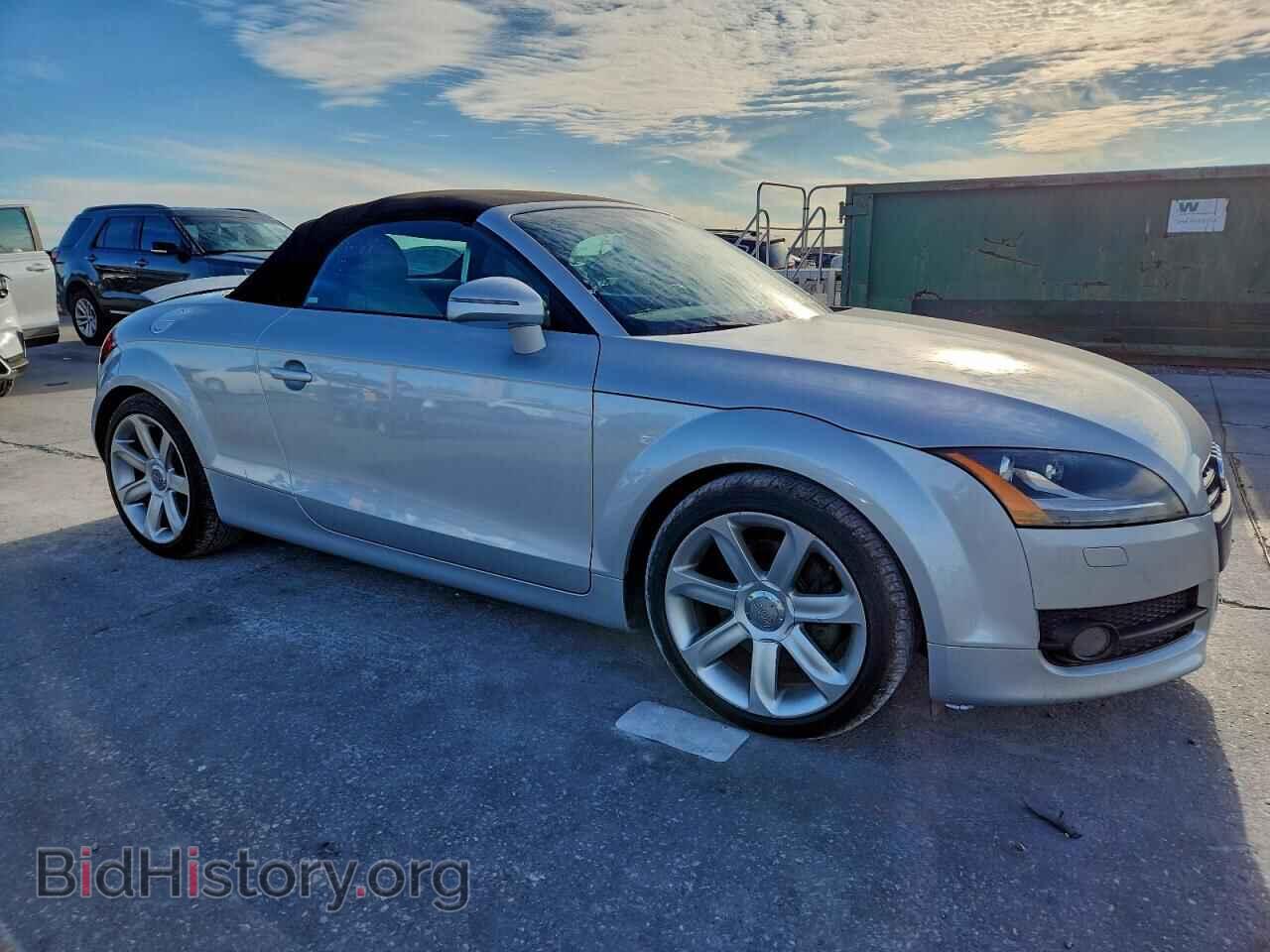 2009 AUDI TT - VIN: TRULF38J591014502 - Photo 4