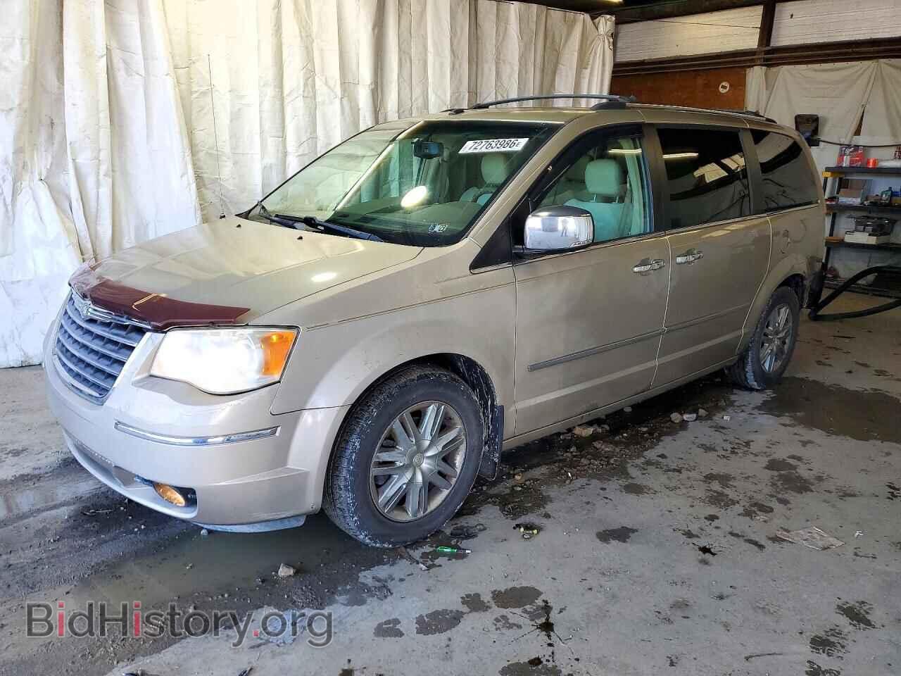 2008 Chrysler MINIVAN Limited (VIN 2A8HR64X88R645928) — photo 1 of 13, Copart, damage: side