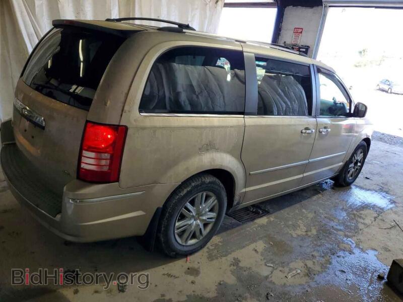 2008 Chrysler MINIVAN (VIN 2A8HR64X88R645928) — photo 3 of 13
