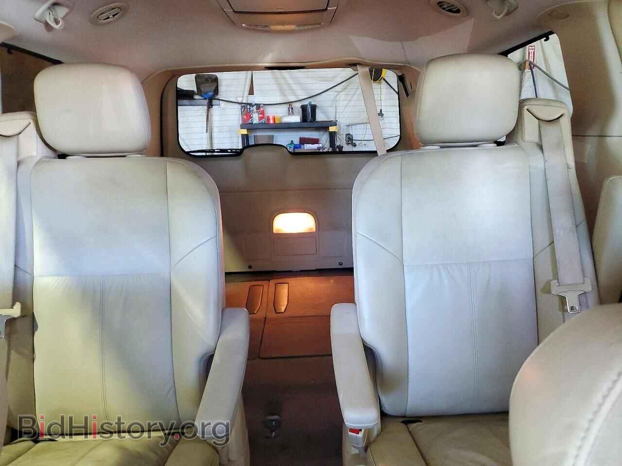 2008 Chrysler MINIVAN (VIN 2A8HR64X88R645928) — photo 10 of 13