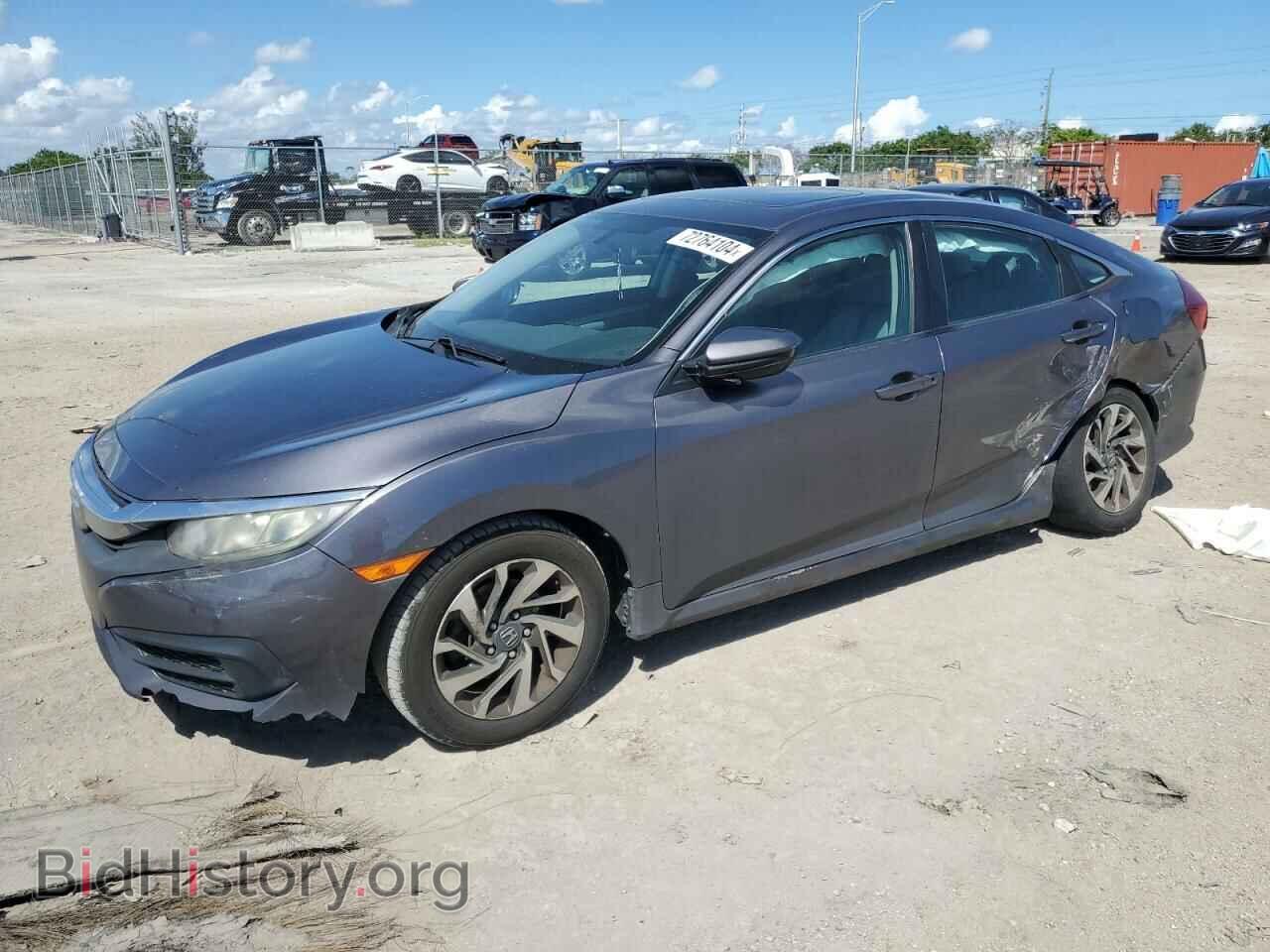 Photo 19XFC2F73GE044321 - HONDA CIVIC 2016