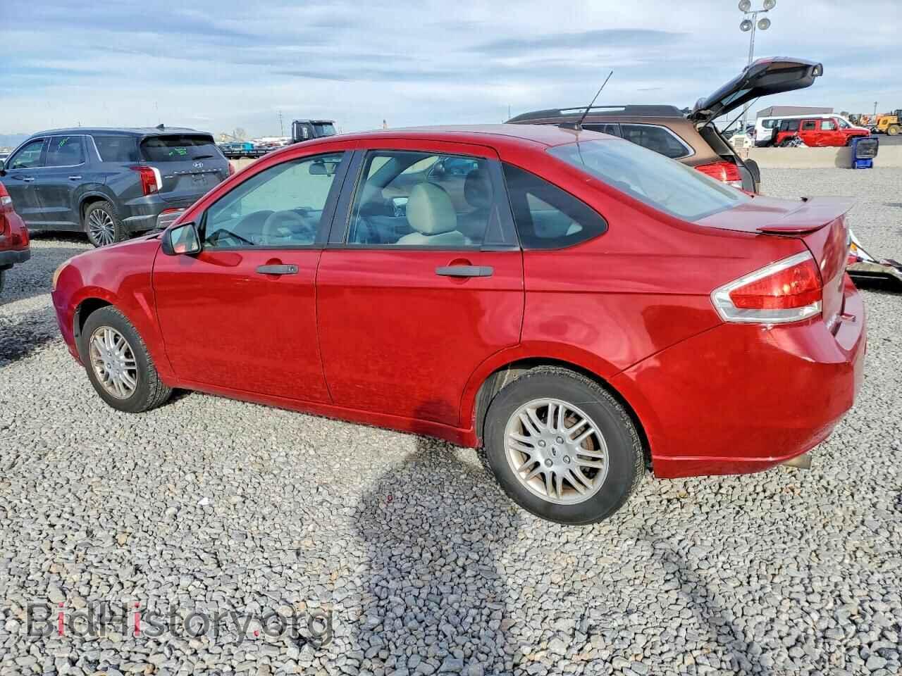 2011 FORD FOCUS - VIN: 1FAHP3FN8BW163021 - Фото 2