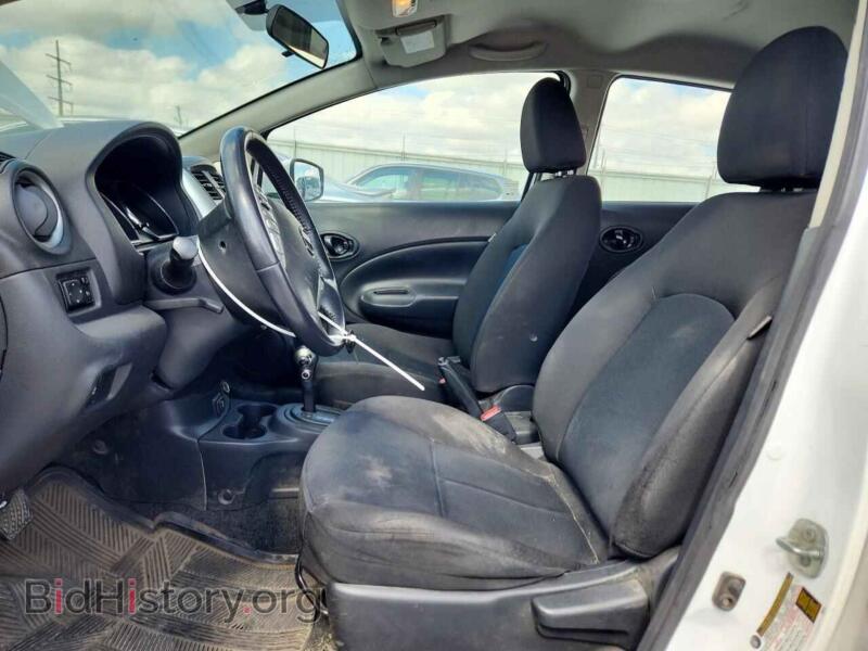 2019 Nissan VERSA (VIN 3N1CE2CP3KL356700) — photo 7 of 12