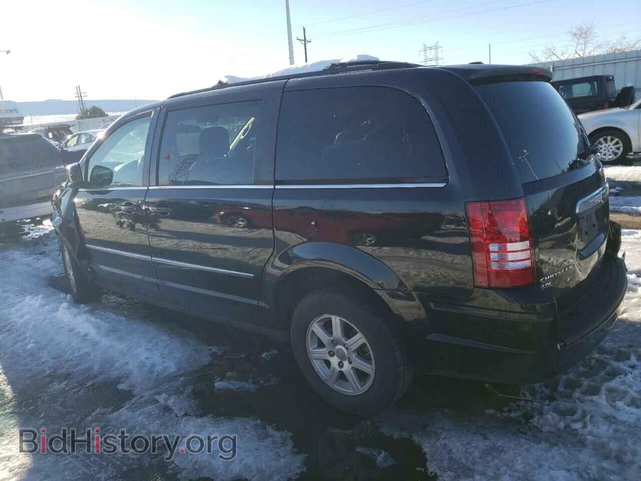 2010 CHRYSLER MINIVAN - VIN: 2A4RR5DX8AR405915 - Фото 2