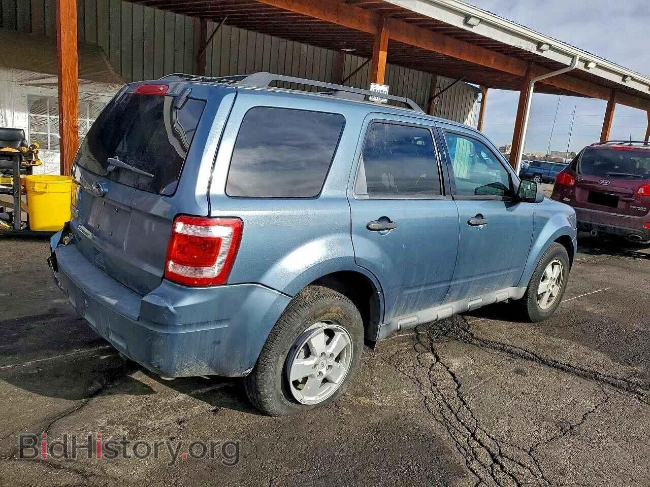 2010 FORD ESCAPE - VIN: 1FMCU0D77AKA34608 - Фото 3