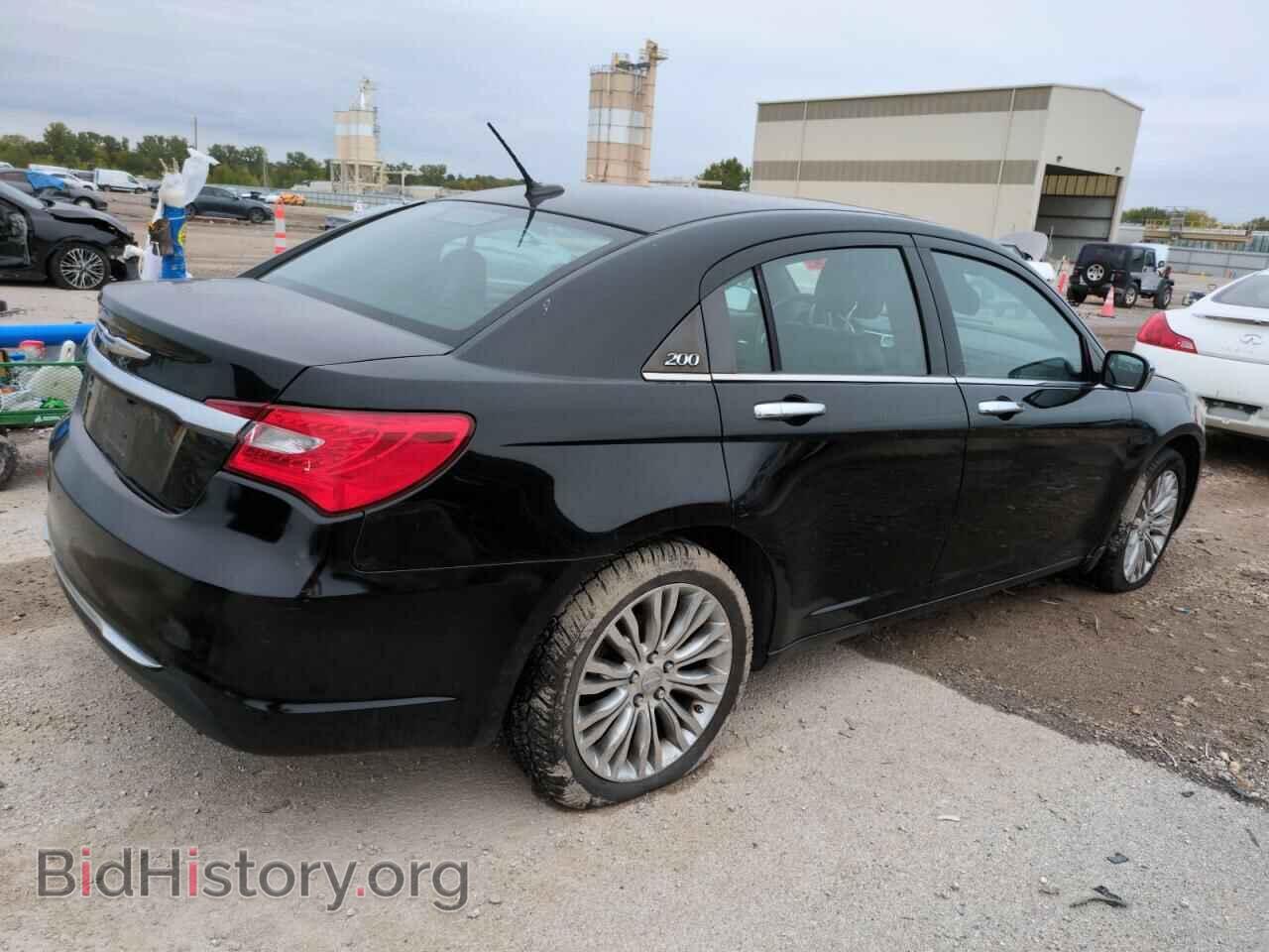2013 CHRYSLER 200 - VIN: 1C3CCBCB9CN298038 - Photo 3