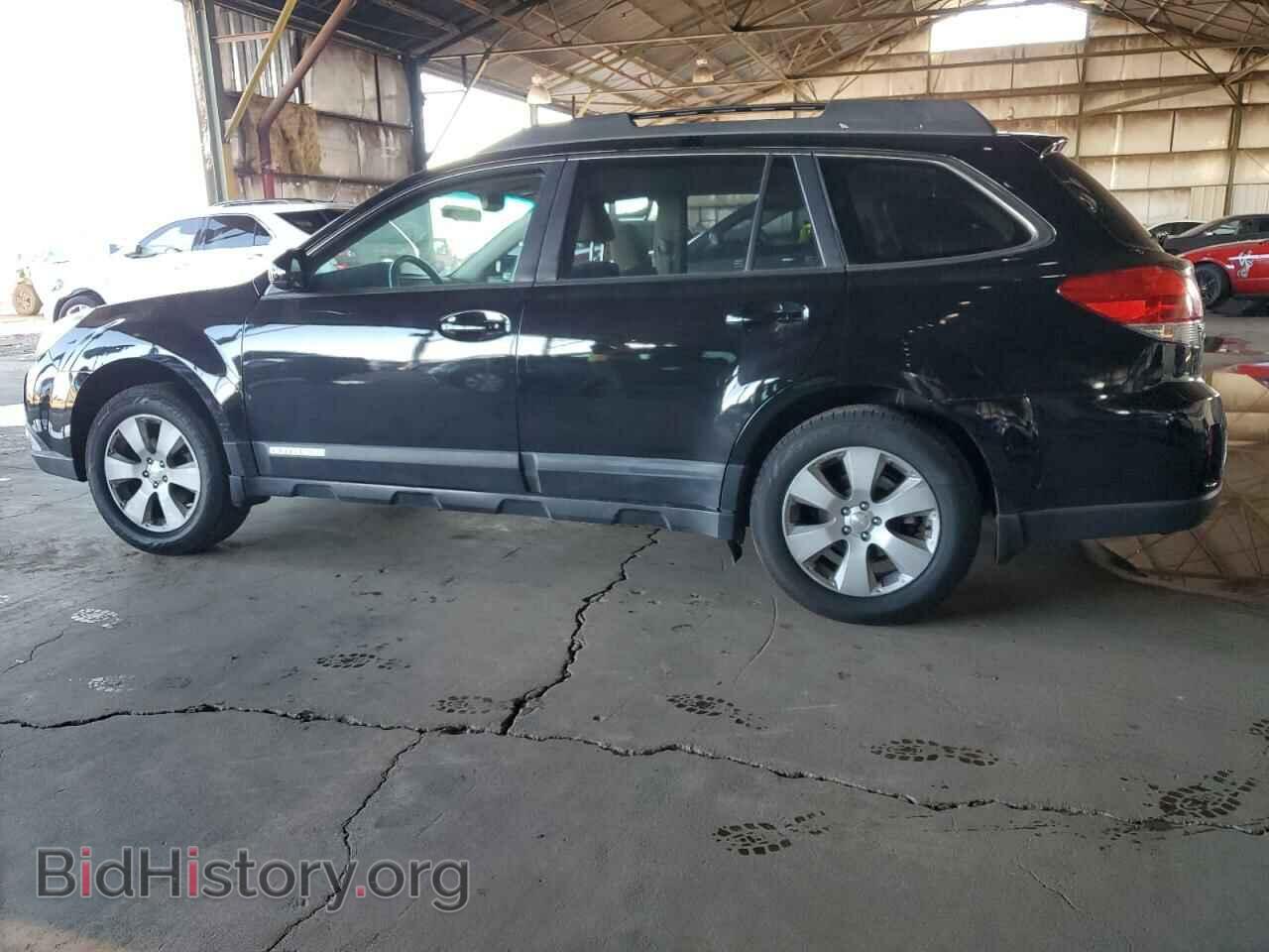 2011 SUBARU OUTBACK - VIN: 4S4BRBCC9B3339644 - Photo 2