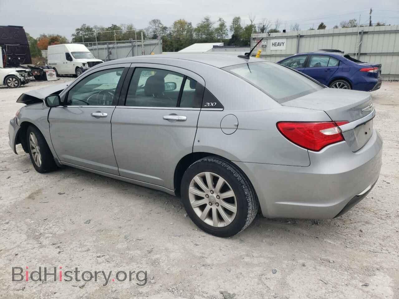 2013 CHRYSLER 200 - VIN: 1C3CCBCG9DN674573 - Фото 2