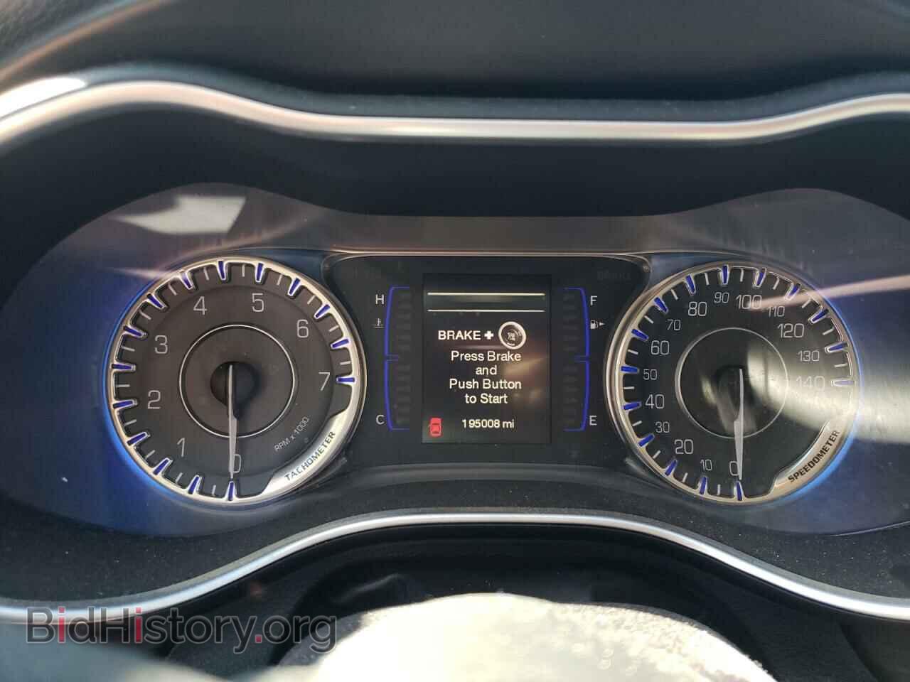 2015 CHRYSLER 200 - VIN: 1C3CCCAB0FN503372 - Фото 9