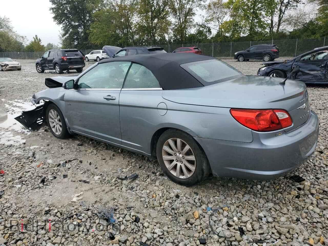 2010 CHRYSLER SEBRING - VIN: 1C3BC5ED5AN181436 - Фото 2