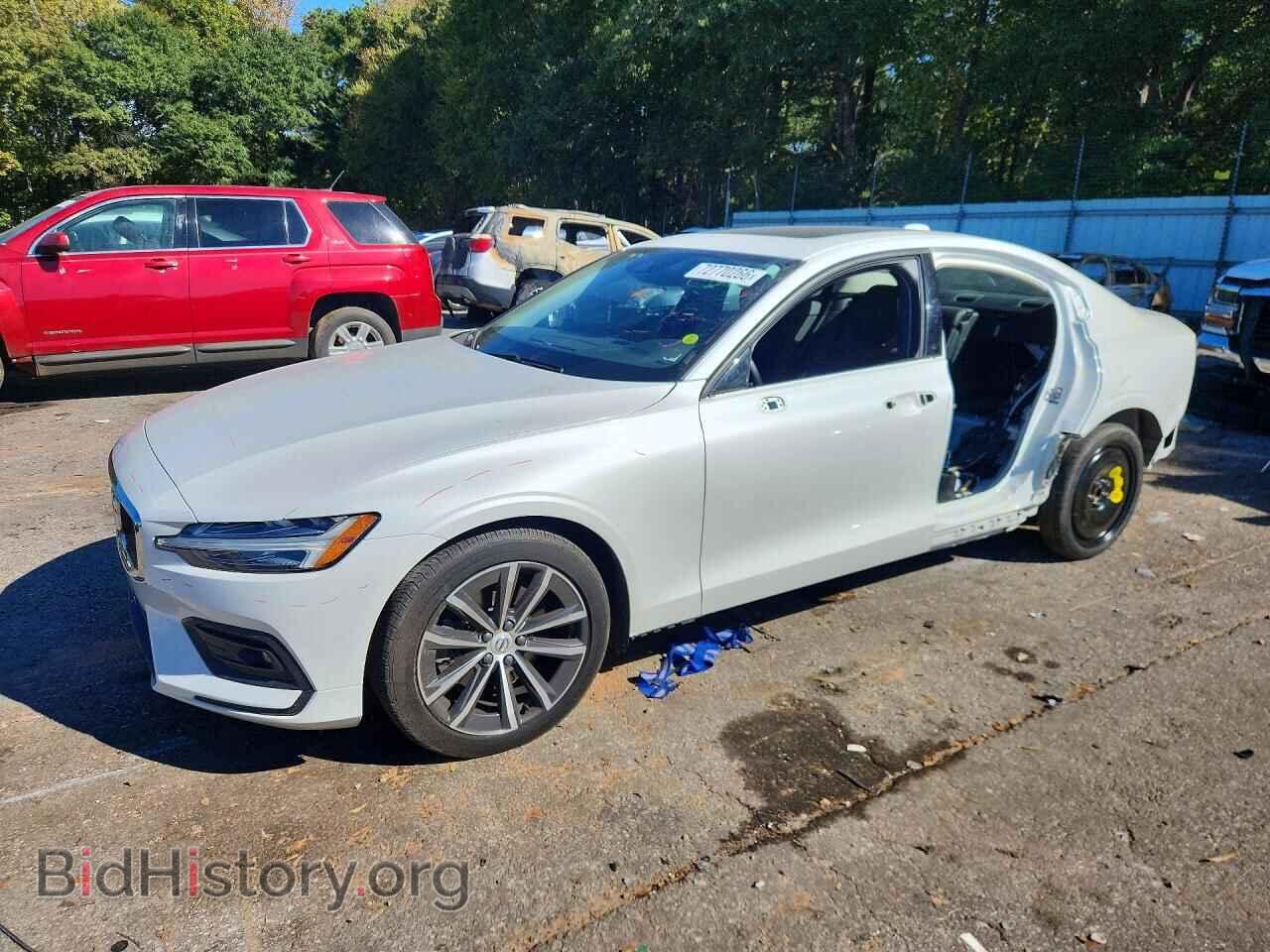 Photo 7JR102FK1MG081775 - VOLVO S60 2021