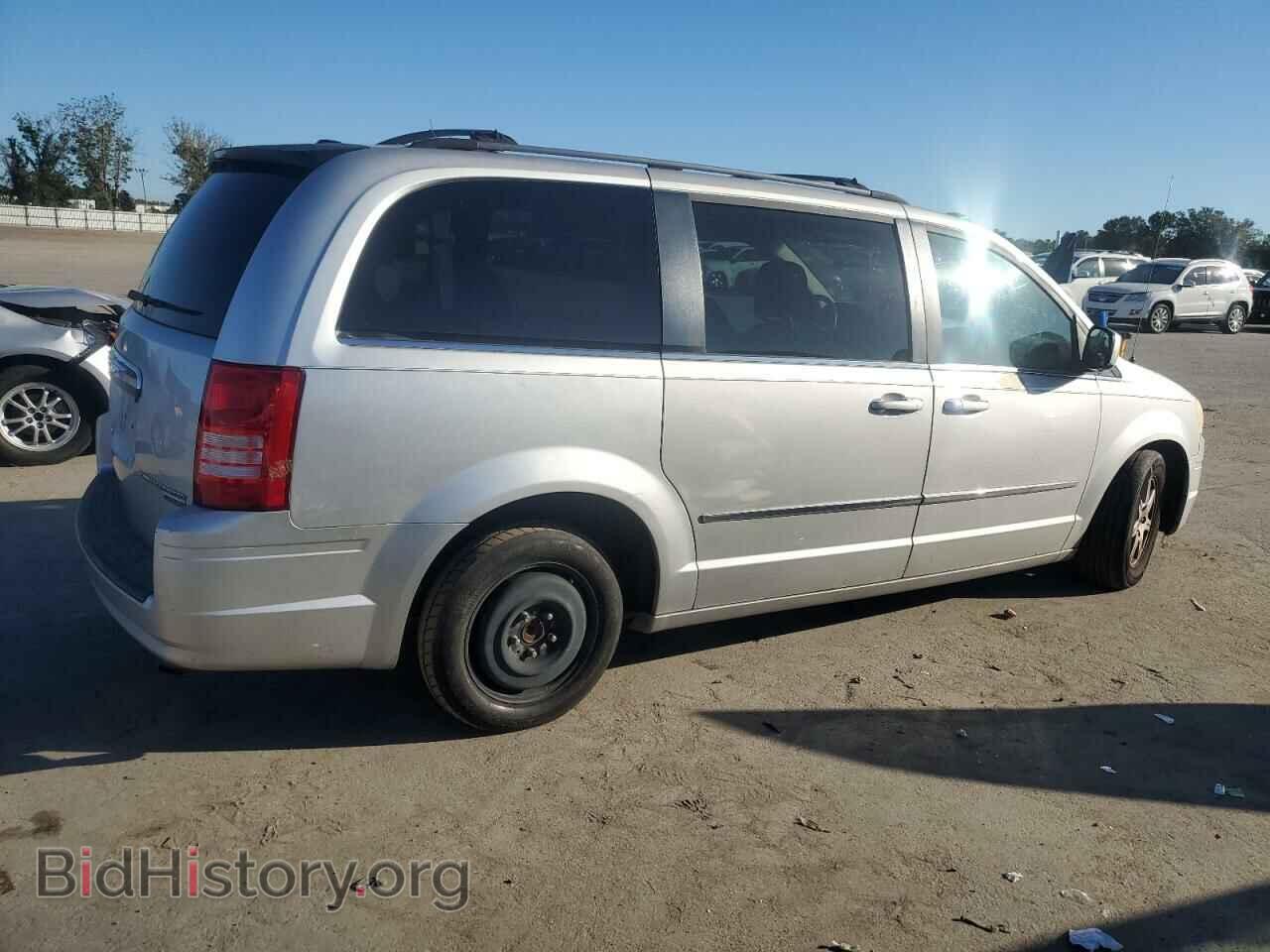 2010 CHRYSLER MINIVAN - VIN: 2A4RR5D17AR230410 - Фото 3