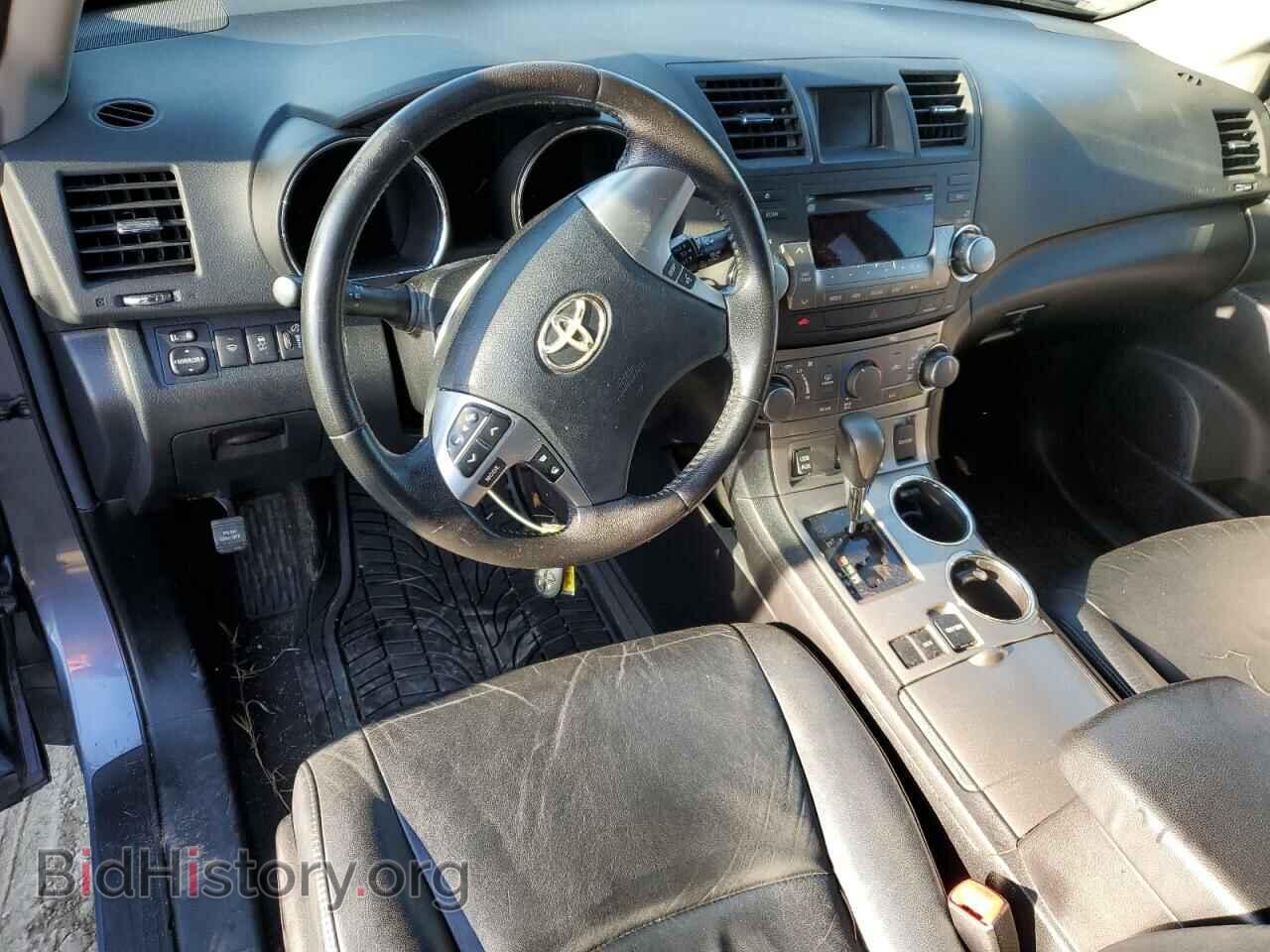 2011 TOYOTA HIGHLANDER - VIN: 5TDZK3EH0BS049720 - Фото 8