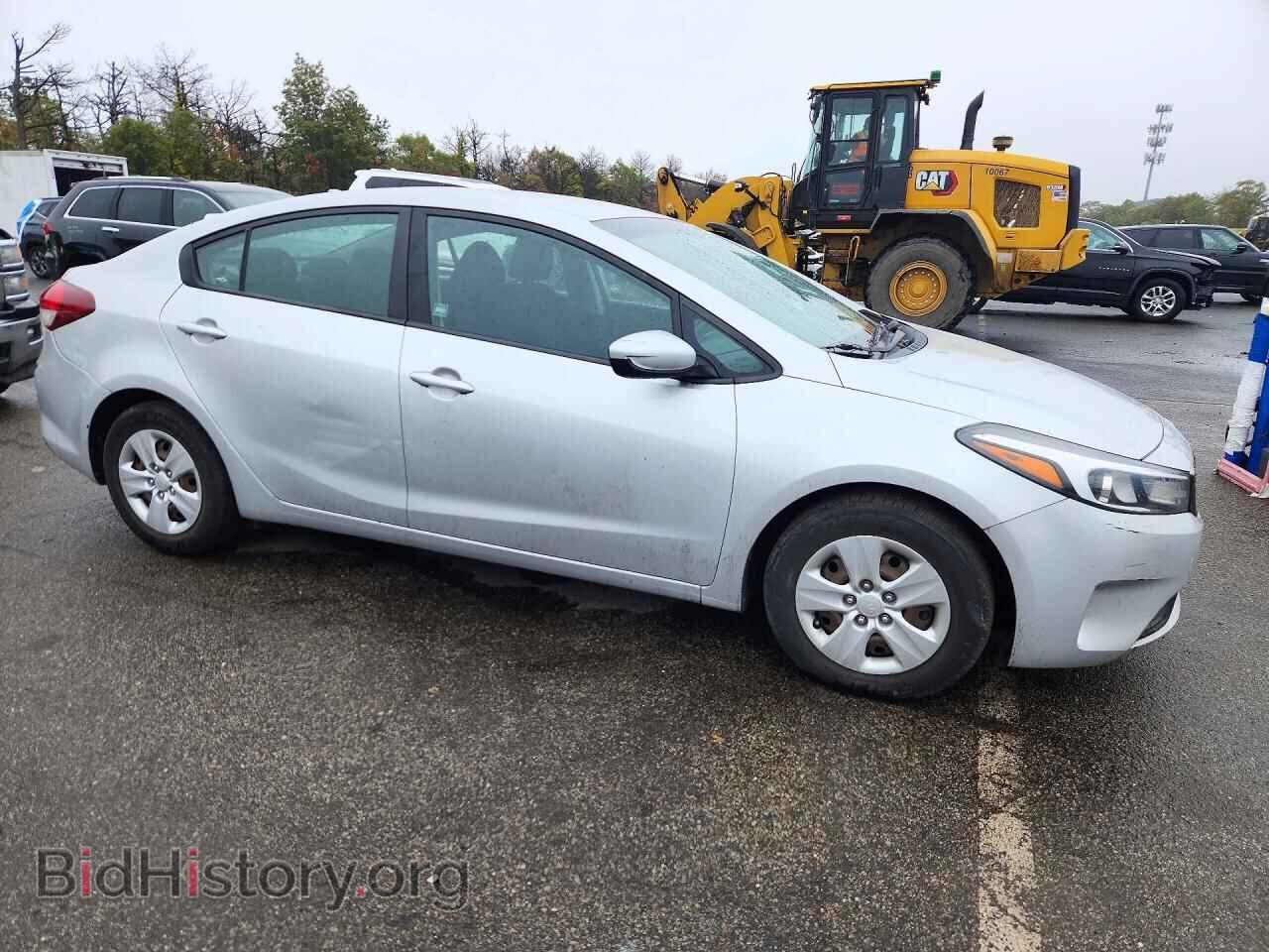 2017 KIA FORTE - VIN: 3KPFK4A77HE083369 - Фото 4