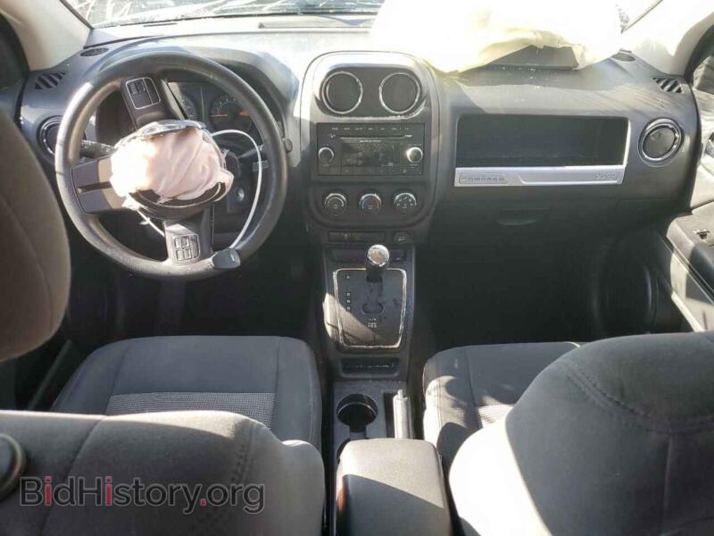 2015 Jeep COMPASS (VIN 1C4NJDBB7FD103930) — photo 8 of 13