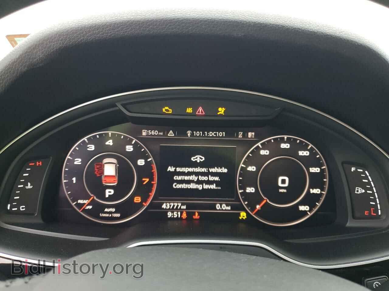 2019 AUDI Q7 - VIN: WA1LAAF74KD045792 - Фото 9