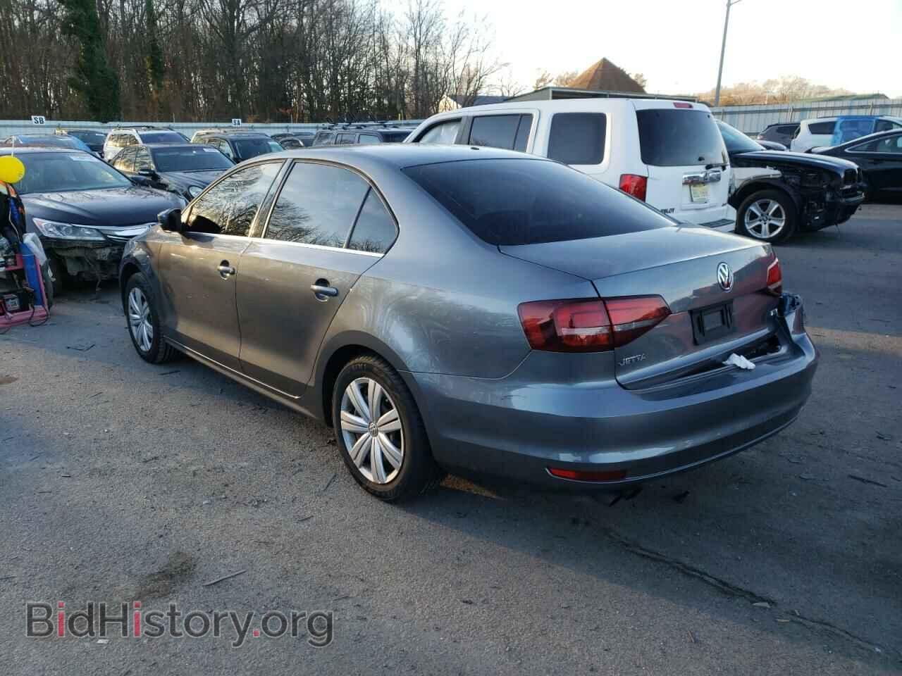 2017 VOLKSWAGEN JETTA - VIN: 3VW2B7AJ1HM405180 - Фото 2
